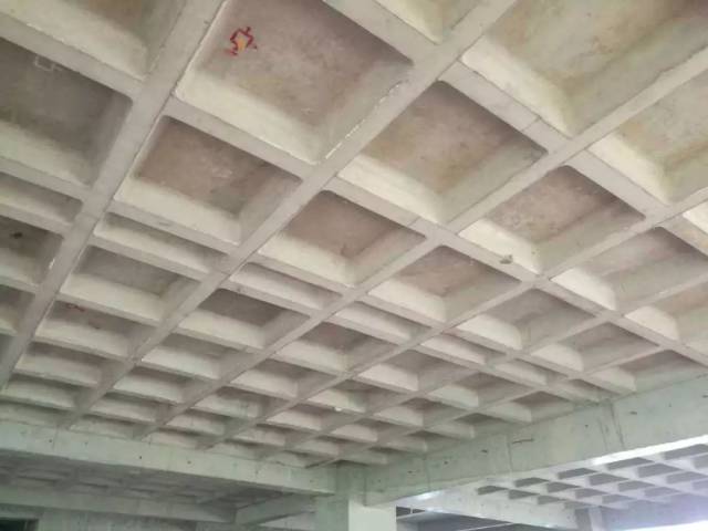 空腹無(wú)梁樓蓋